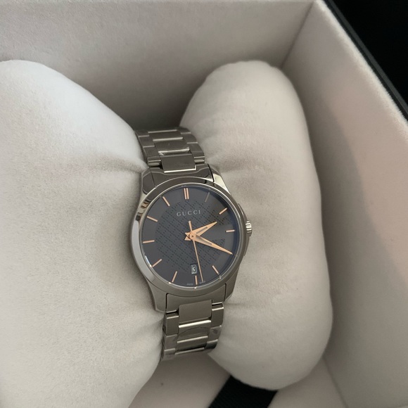 Gucci Watch - Picture 9 of 10